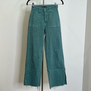 Noon Spain Wide Leg Patch Pocket Jeans